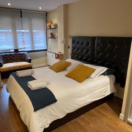 Casa Lola Apartment เลออน ภายนอก รูปภาพ