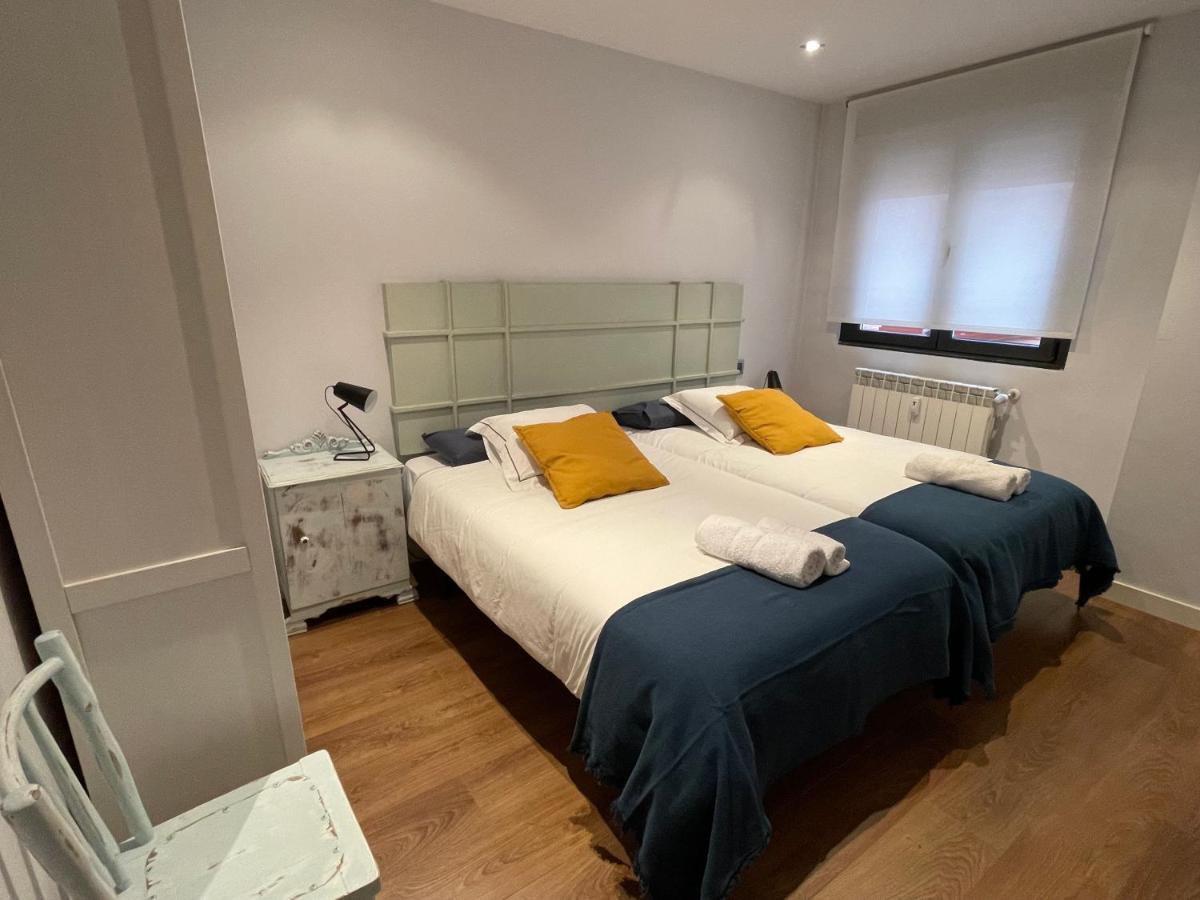 Casa Lola Apartment เลออน ภายนอก รูปภาพ