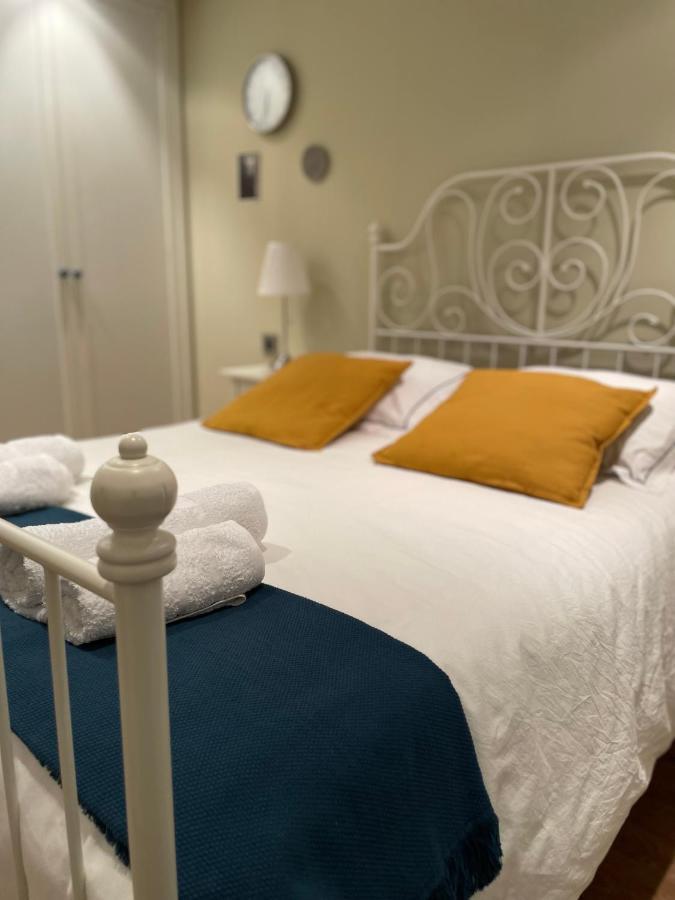Casa Lola Apartment เลออน ภายนอก รูปภาพ