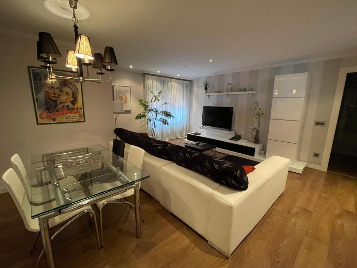 Casa Lola Apartment เลออน ภายนอก รูปภาพ