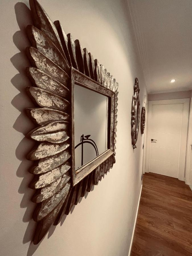 Casa Lola Apartment เลออน ภายนอก รูปภาพ